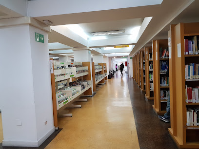 Biblioteca Pública Manuel Alvar