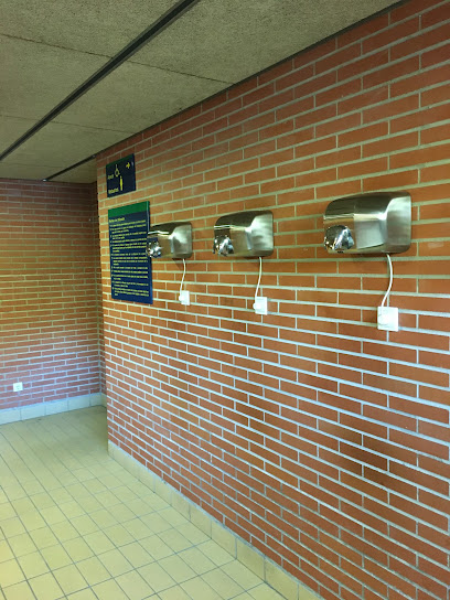Centro Deportivo Almudena y Piscina cubierta UCM